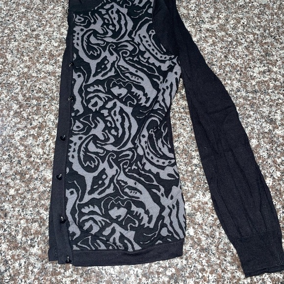 New York &  Co black longsleeve embroidered cardigan size S​​​​​​​​​​ - Picture 4 of 6